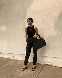 Lyndon Smith feet photo thumbnail