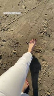 Lyndon Smith feet photo thumbnail