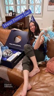 Lyndon Smith feet photo thumbnail