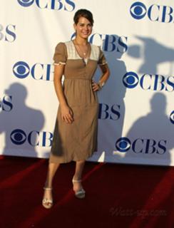 Lyndsy Fonseca feet photo thumbnail