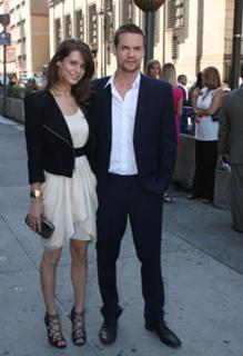 Lyndsy Fonseca feet photo thumbnail