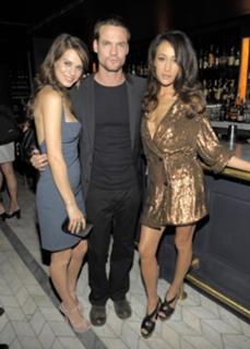 Lyndsy Fonseca feet photo thumbnail