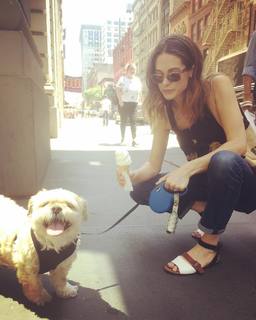 Lyndsy Fonseca feet photo thumbnail