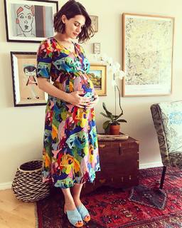 Lyndsy Fonseca feet photo thumbnail