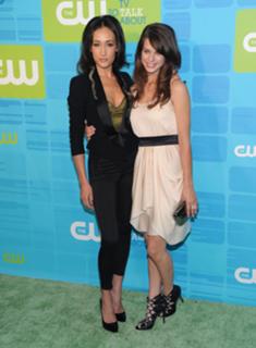 Lyndsy Fonseca feet photo thumbnail