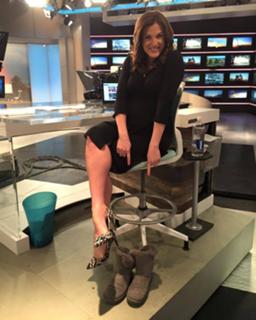 Lynn Berry feet photo 20