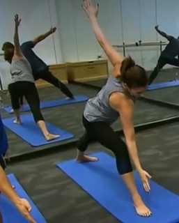 Lynn Berry feet photo 13