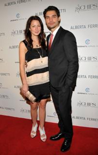 Lynn Collins feet photo thumbnail