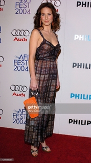 Lynn Collins feet photo thumbnail