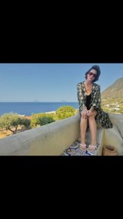 Lynn Collins feet photo thumbnail