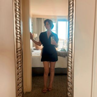 Lynn Collins feet photo thumbnail