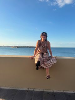 Lynn Collins feet photo thumbnail