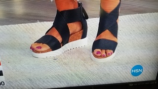 Lynn Murphy feet photo 15