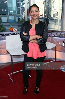 Lynn Toler feet photo 6