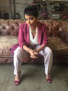Lynn Toler feet photo 2