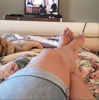 Lynn Toler feet photo 6