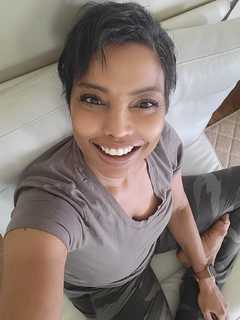 Lynn Toler feet photo 8