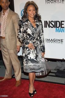 Lynn Whitfield feet photo 5