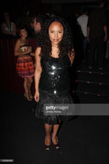 Lynn Whitfield feet photo 5
