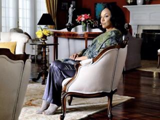 Lynn Whitfield feet photo 20