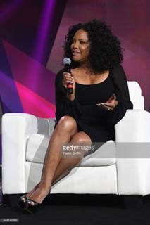Lynn Whitfield feet photo 16