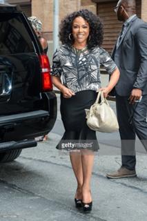 Lynn Whitfield feet photo 9