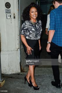 Lynn Whitfield feet photo 8
