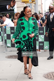 Lynn Whitfield feet photo 19