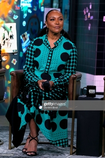 Lynn Whitfield feet photo 17
