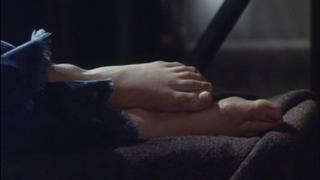 Lynne Frederick feet photo 3