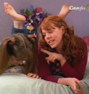 Lynsey Bartilson feet photo 15