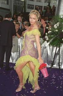Lysette Anthony feet photo 9