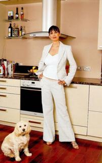 Lysette Anthony feet photo 5