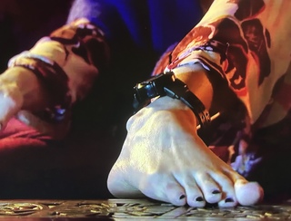 Lysette Anthony feet photo 5