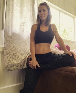 Lyssa Chapman feet photo 3