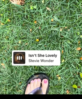 Lyssa Chapman feet photo 2