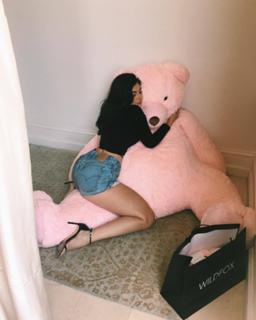 Lyssa Roberts feet photo 18