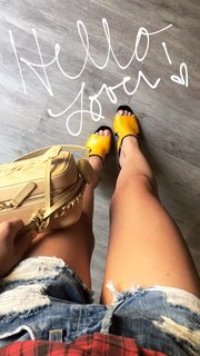 Lyssa Roberts feet photo 4