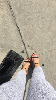 Lyssa Roberts feet photo 10