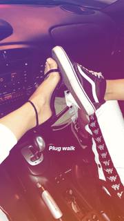 Lyssa Roberts feet photo 2