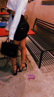 Lyssa Roberts feet photo 17