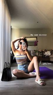 Lyssa Roberts feet photo 8