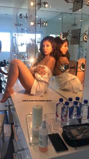 Lyssa Roberts feet photo 13