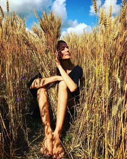 Lyubov Tolkalina feet photo 15