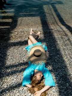 Lyubov Tolkalina feet photo 2