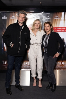 Léa Drucker feet photo 17