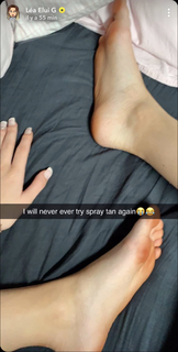 Léa Elui feet photo thumbnail