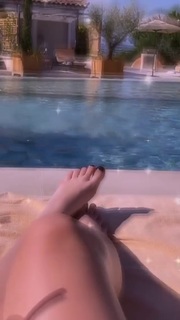 Léa Elui feet photo thumbnail