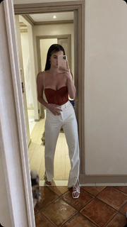 Léa Elui feet photo thumbnail