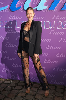 Léa Elui feet photo thumbnail